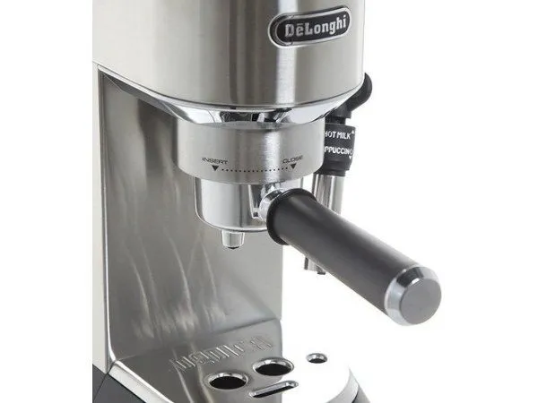 Кофеварка рожковая De'Longhi EC685.M металл