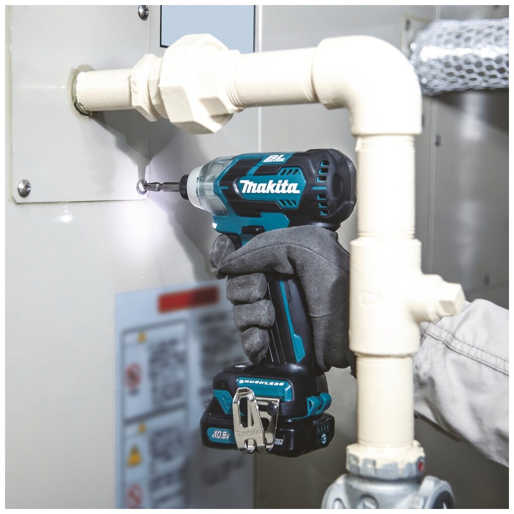 Винтоверт Makita TD111DZ