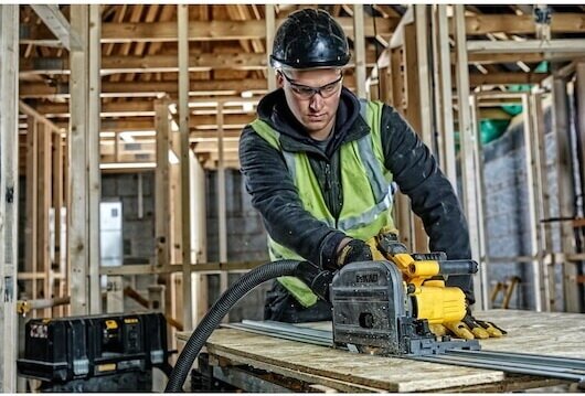 Пила погружная DeWALT DCS520T2-QW