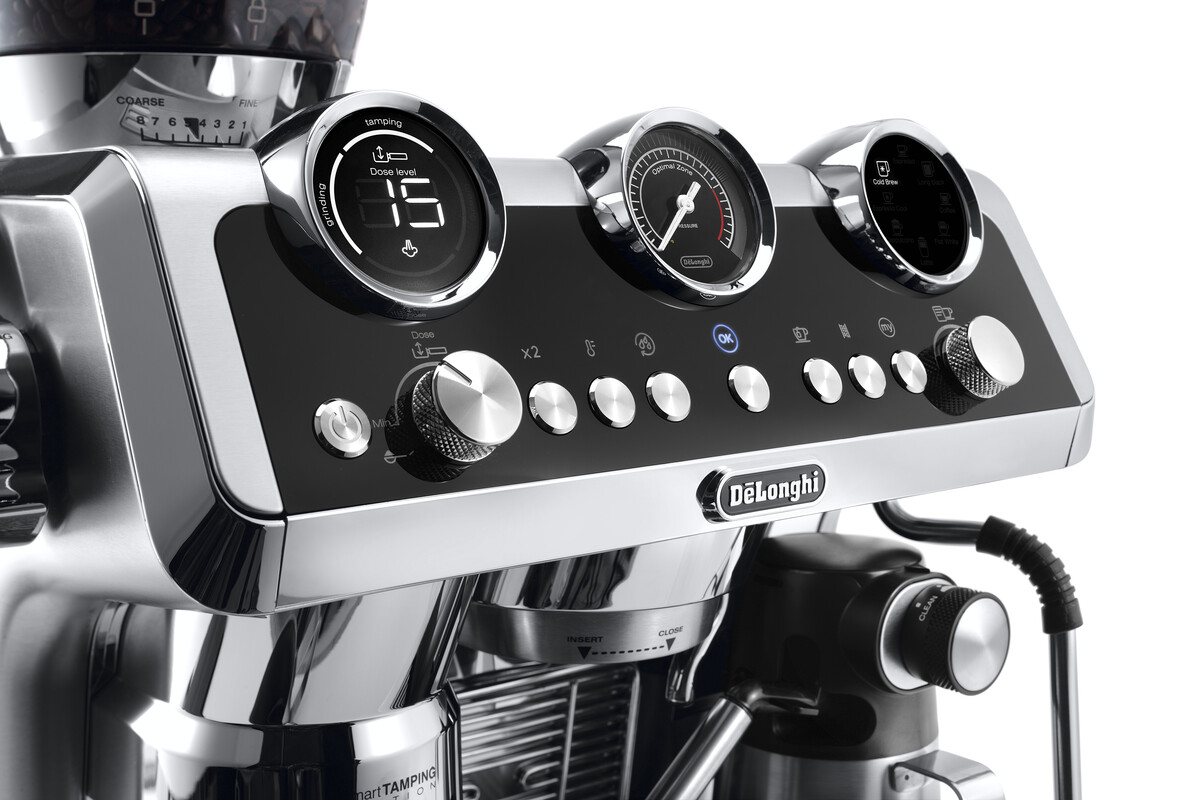 Кофеварка рожковая DeLonghi EC9865.M La Specialista Maestro