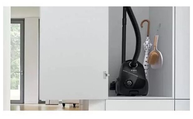 Пылесос Bosch BGLS2BA3D8 черный