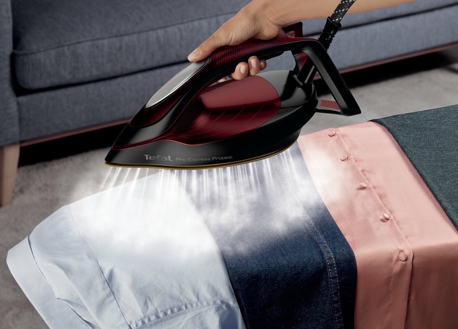 Парогенератор Tefal GV9230E0 вишнeвый