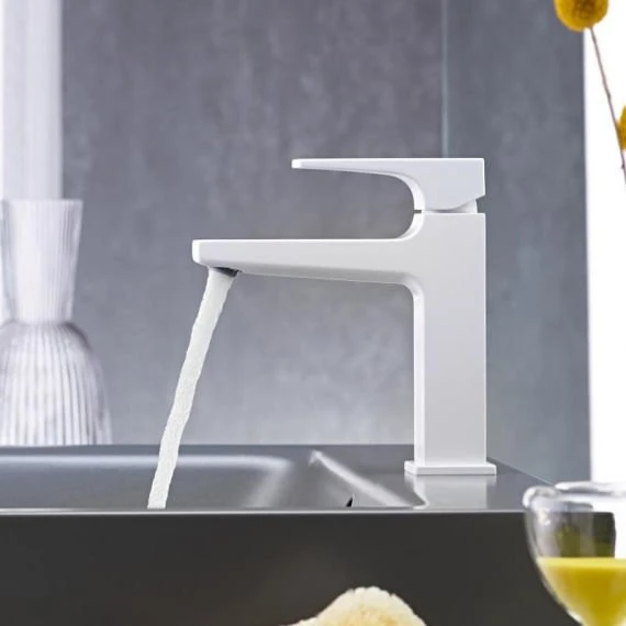 Смеситель для раковины Hansgrohe Metropol 32507700 (с донным клапаном), белый матовый