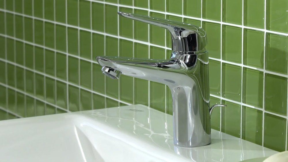 Смеситель для раковины Hansgrohe Novus 71030000 (с донным клапаном)