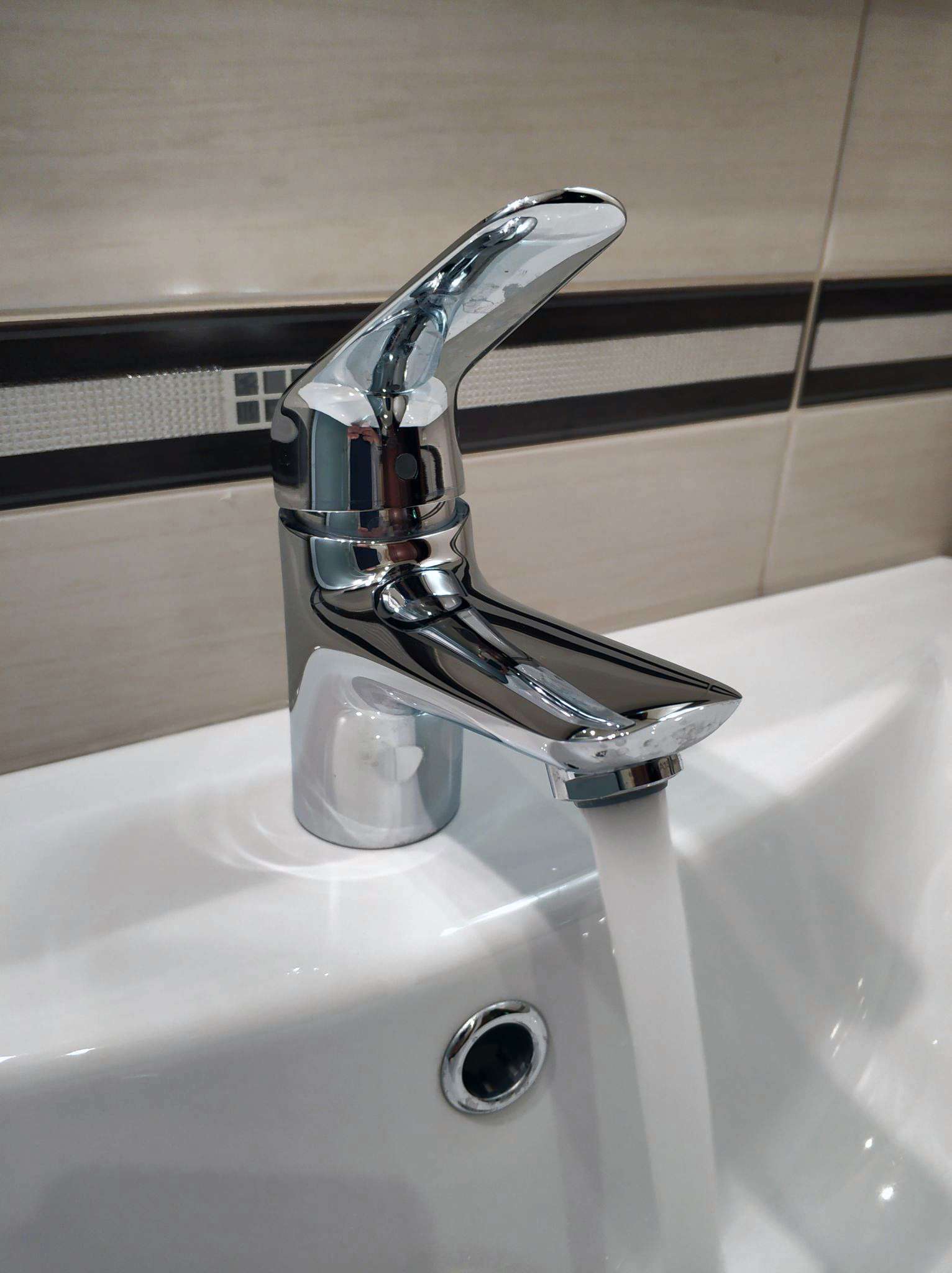 Смеситель для раковины Hansgrohe Novus 70 71020000