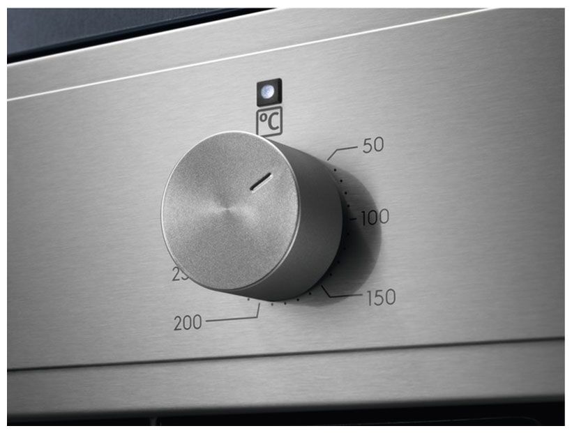 Духовой шкаф электрический Electrolux EOF3F00X