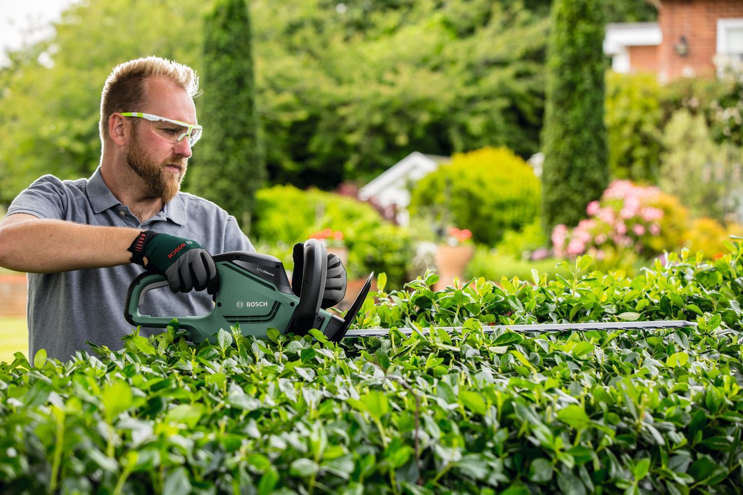 Кусторез электрический Bosch UniversalHedgeCut 50 (06008C0501)