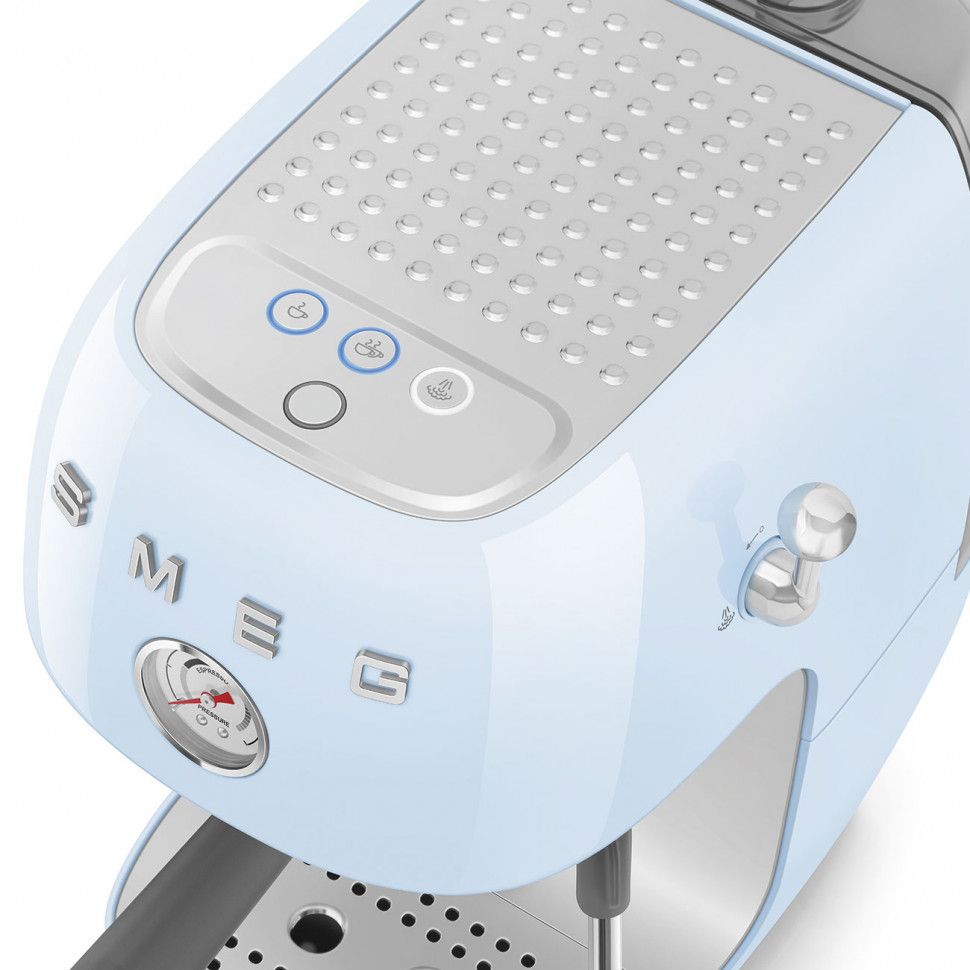 Кофемашина рожковая Smeg ECF03PBEU, пастельный голубой