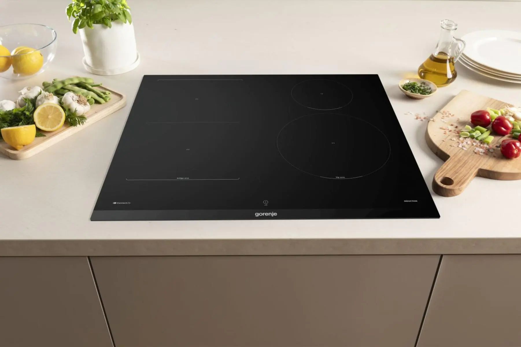 Варочная панель индукционная Gorenje GI6433BCWF, черный