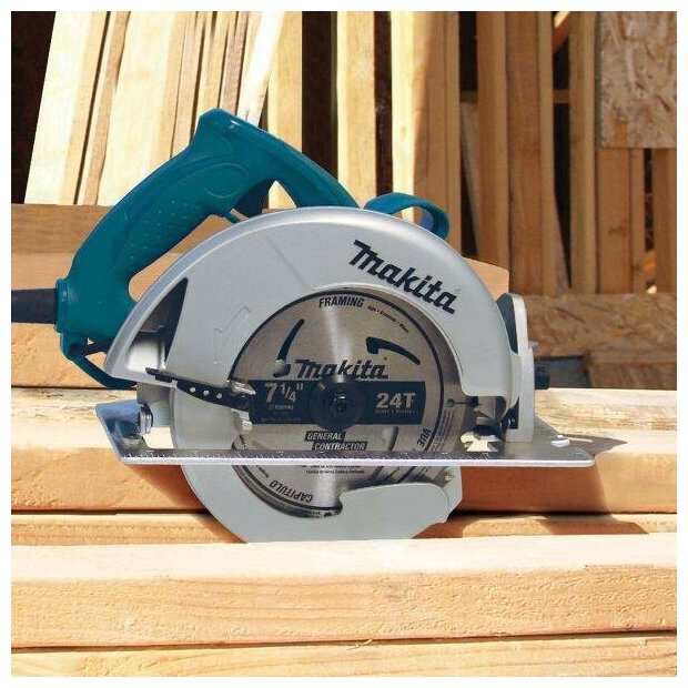 Пила циркулярная (дисковая) Makita 5007N